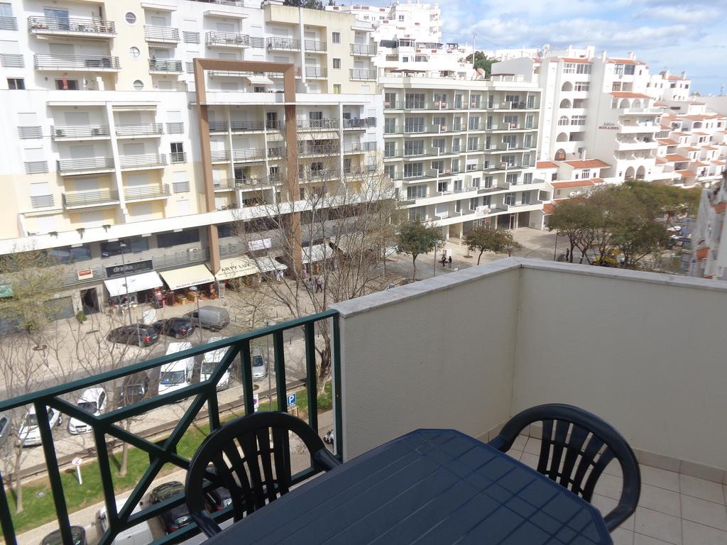 Apartamento Avenida Da Liberdade อัลบูเฟรา ห้อง รูปภาพ